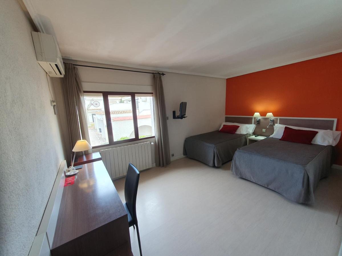 Hotel La Carreta ชีวา ภายนอก รูปภาพ